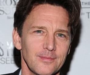 Andrew McCarthy image