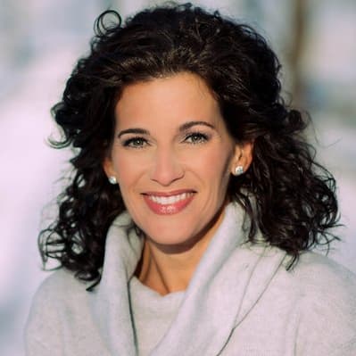 Wendy Bell Newsmax TV Bio Height, Husband, House & Net Worth